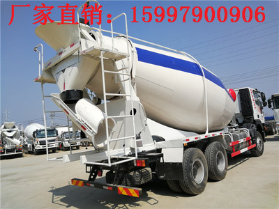 12方红岩水泥搅拌车上户费用详解